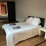 Mas De Patou - T2 Maison Avec Jardin Calme - 10' D'uzes Saint-Hippolyte-de-Montaigu
