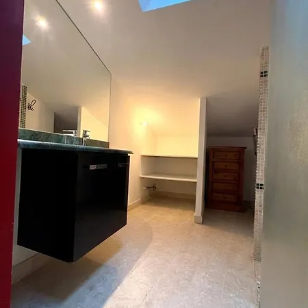 Mas De Patou - T2 Maison Avec Jardin Calme - 10' D'uzes Saint-Hippolyte-de-Montaigu
