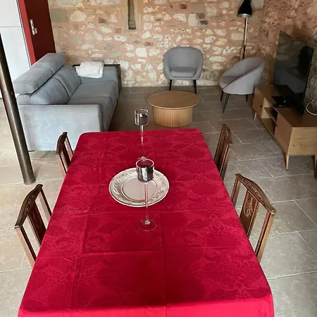 Mas De Patou - T2 Maison Avec Jardin Calme - 10' D'uzes Vila